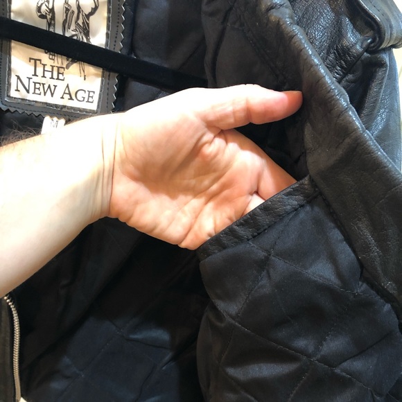 Vintage black leather jacket - Picture 9 of 9